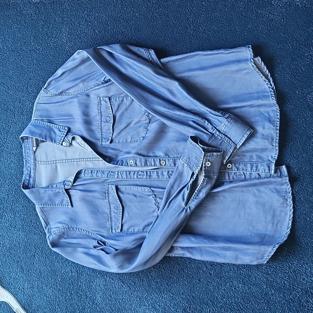 Black House White Market Casual Blue Button-Up Shirt